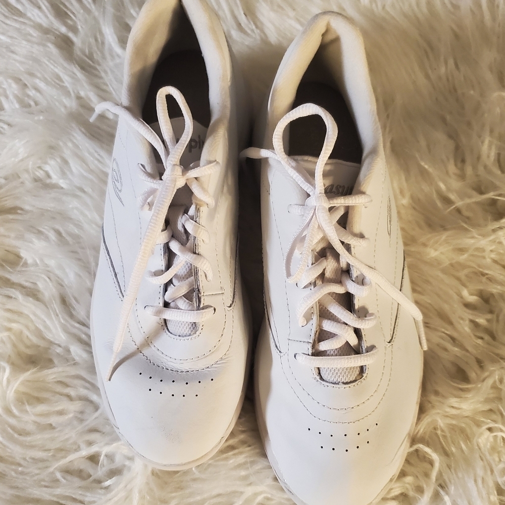 🇺🇸Easy Spirit White Leather Athletic Shoes Size 9 1/2 - Picture 2 of 6